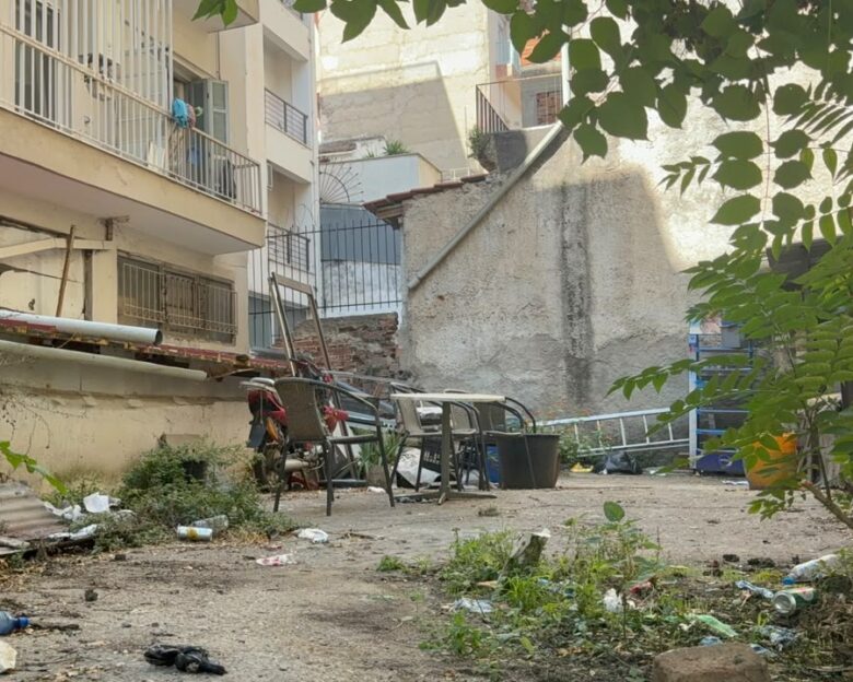 Η πρασιά που έπεσε η 13χρονη