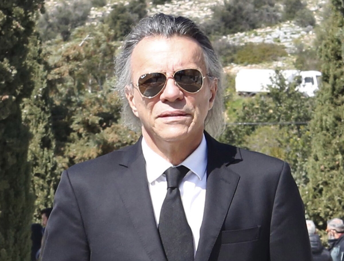 Ηλίας Ψινάκης: «Με λυπήθηκα και λυπήθηκα πάρα πολύ τους πλούσιους με σκάφη» - Το σόου με τον Σάκη Ρουβά