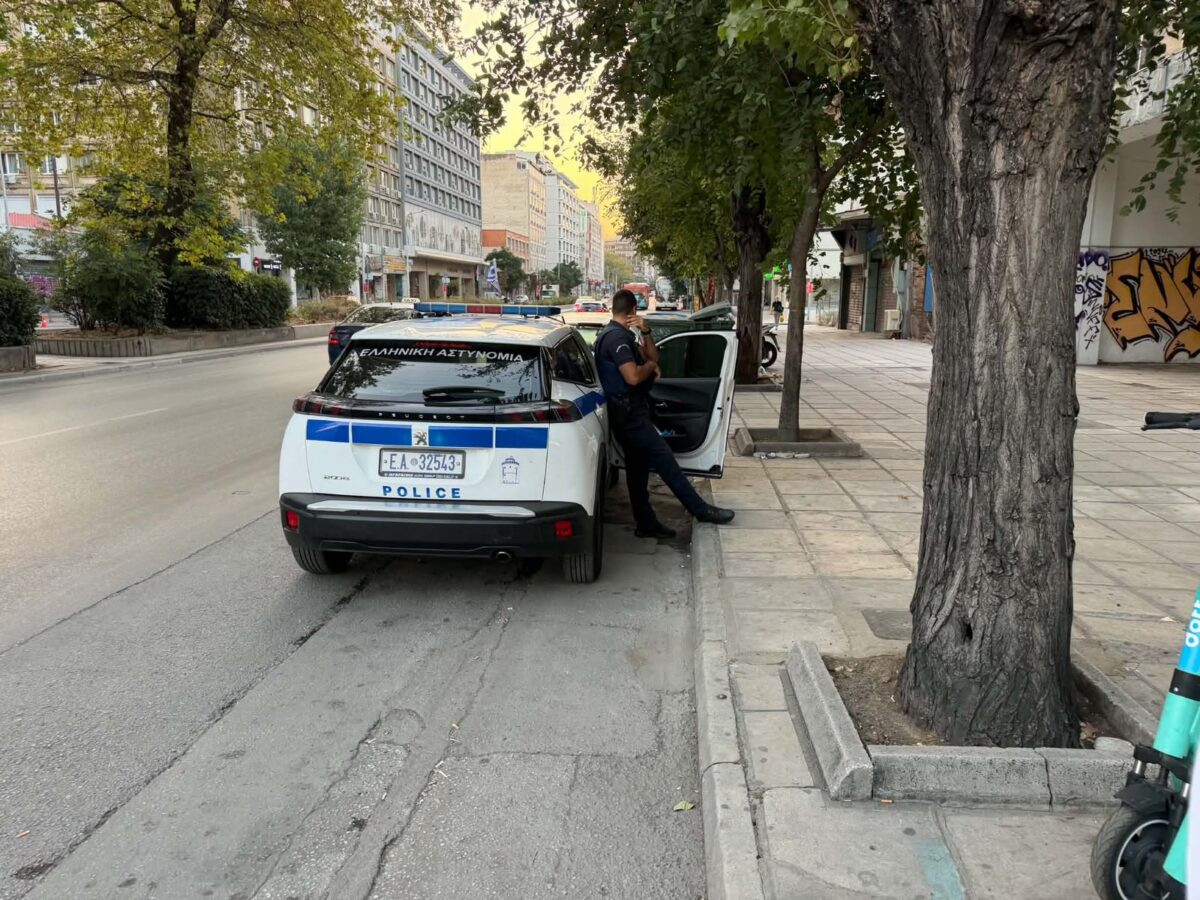 Αστυνομία στο σημείο που έπεσε η 13χρονη