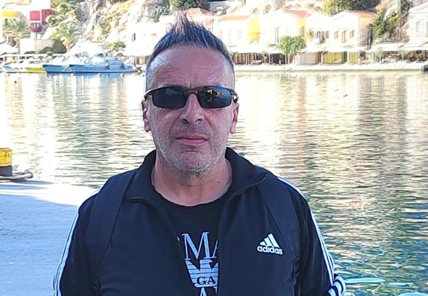 Ρόδος: «Ακούσαμε ότι σκοτώθηκε πυροσβέστης, μετά έμαθα ότι ήταν το παιδί μου» – Τα συγκλονιστικά λόγια της μητέρας του