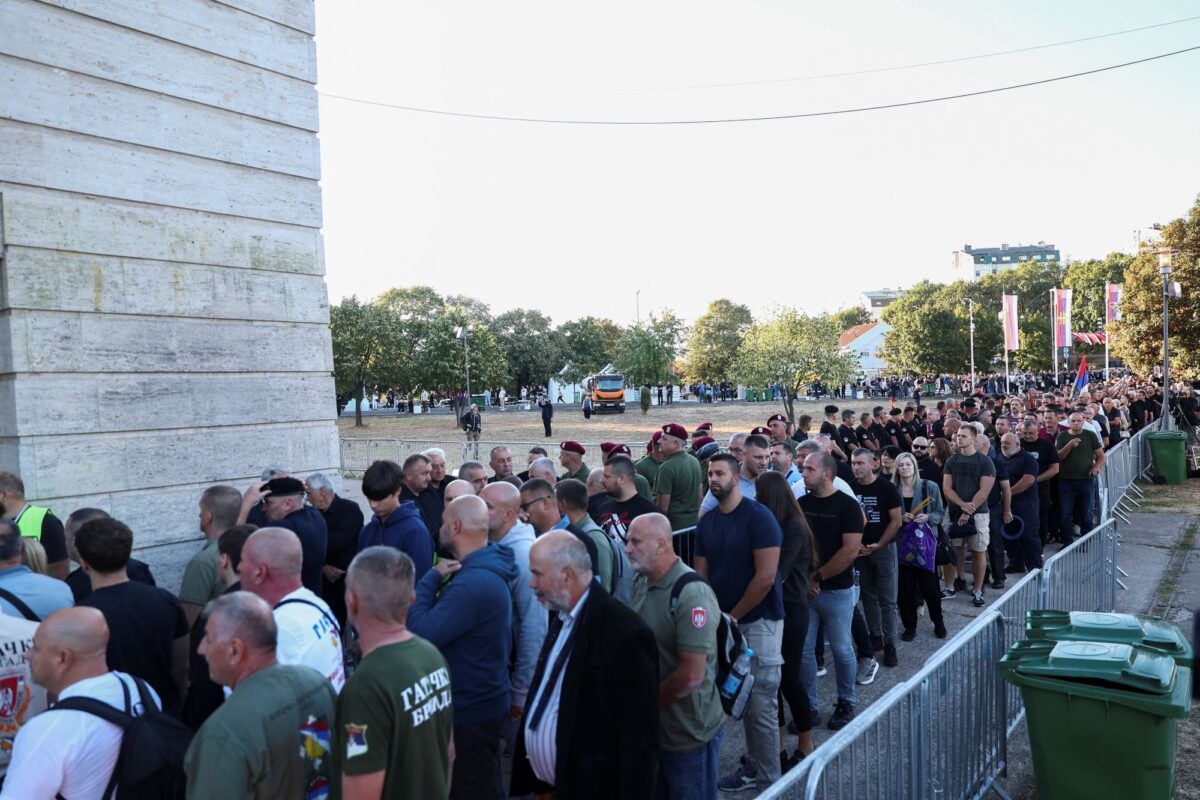 Η κηδεία του «χασάπη της Σρεμπρένιτσα» Ράτκο Μλάντιτς στο Βελιγράδι