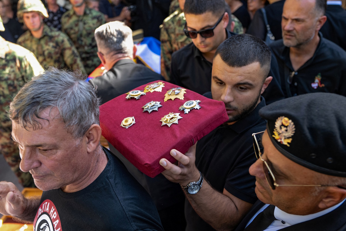 Τα στρατιωτικά παράσημα του στρατηγού Ράτκο Μλάντιτς