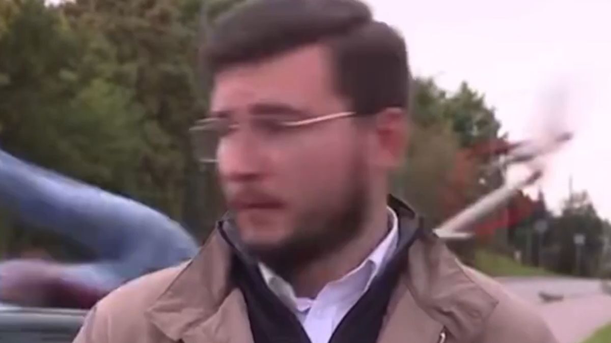 Πολωνία: Αυτοκίνητο παρέσυρε 14χρονη με ηλεκτρικό πατίνι την ώρα ζωντανού ρεπορτάζ για άλλο τροχαίο