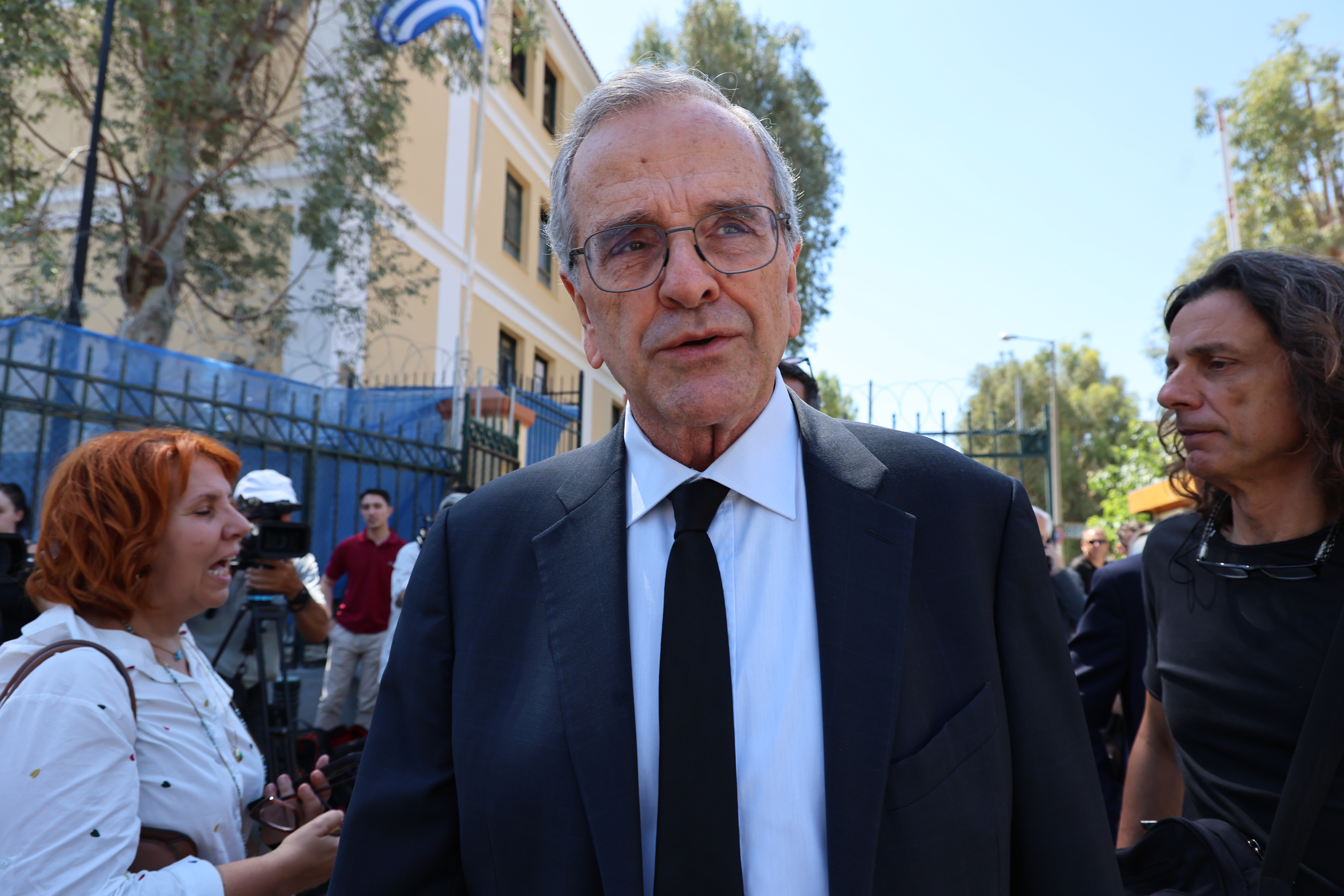 «Καταγάλανα» τα ψηφοδέλτια Σαμαρά: Ντινόπουλος, Σαλμάς, Παναγιωτόπουλος και Τζαβάρας στο υπό ίδρυση κόμμα