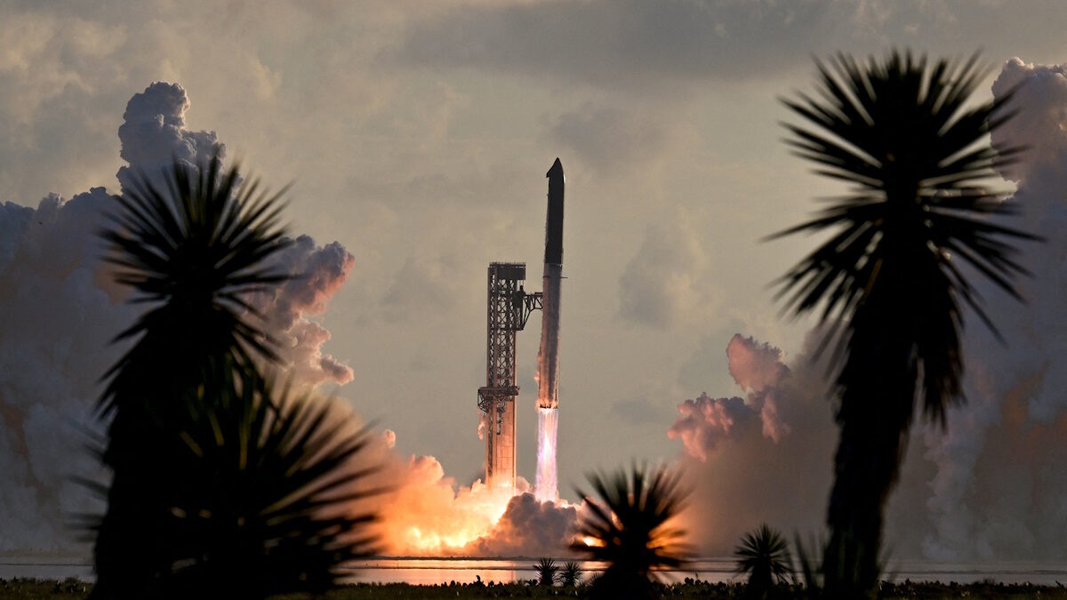 Το Starship της SpaceX /REUTERS/Steve Nesius