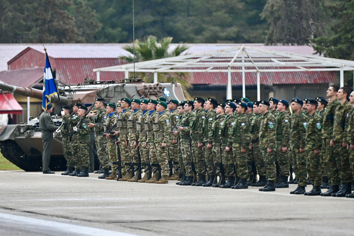 «Οπλίτης-Πολίτης»: Τι αλλάζει στη στρατιωτική θητεία με την «Ατζέντα 2030» - Ενεργός εφεδρεία, drones και τεχνητή νοημοσύνη