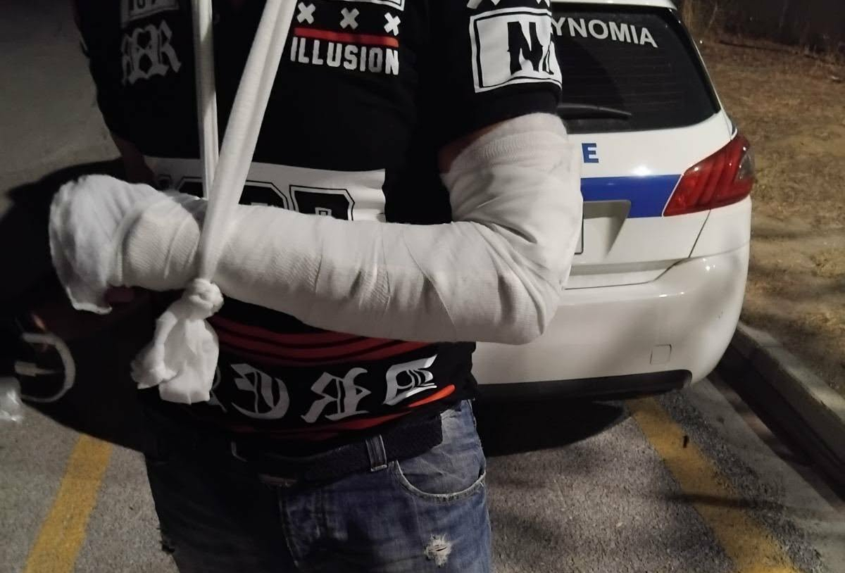 Βόλος: Ανδρας επιτέθηκε με σκουπόξυλο σε οδηγό ταξί και του έσπασε το χέρι - «Ήθελε να μου το μπήξει στην κοιλιά»
