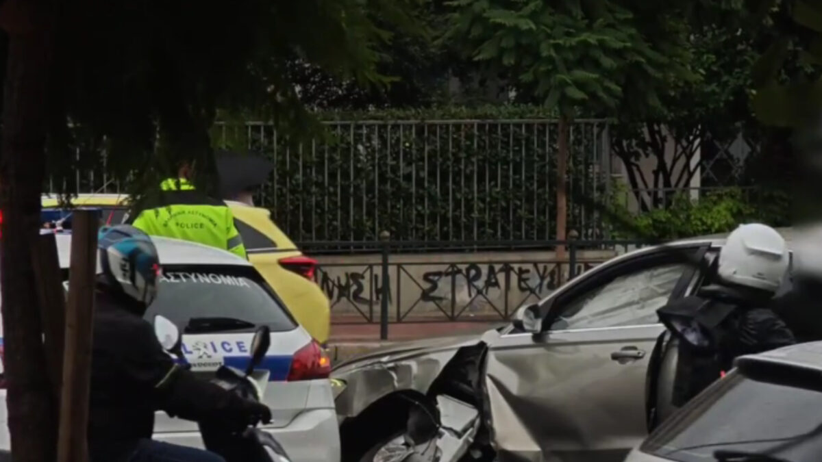Τροχαίο στη Βασιλίσσης Σοφίας