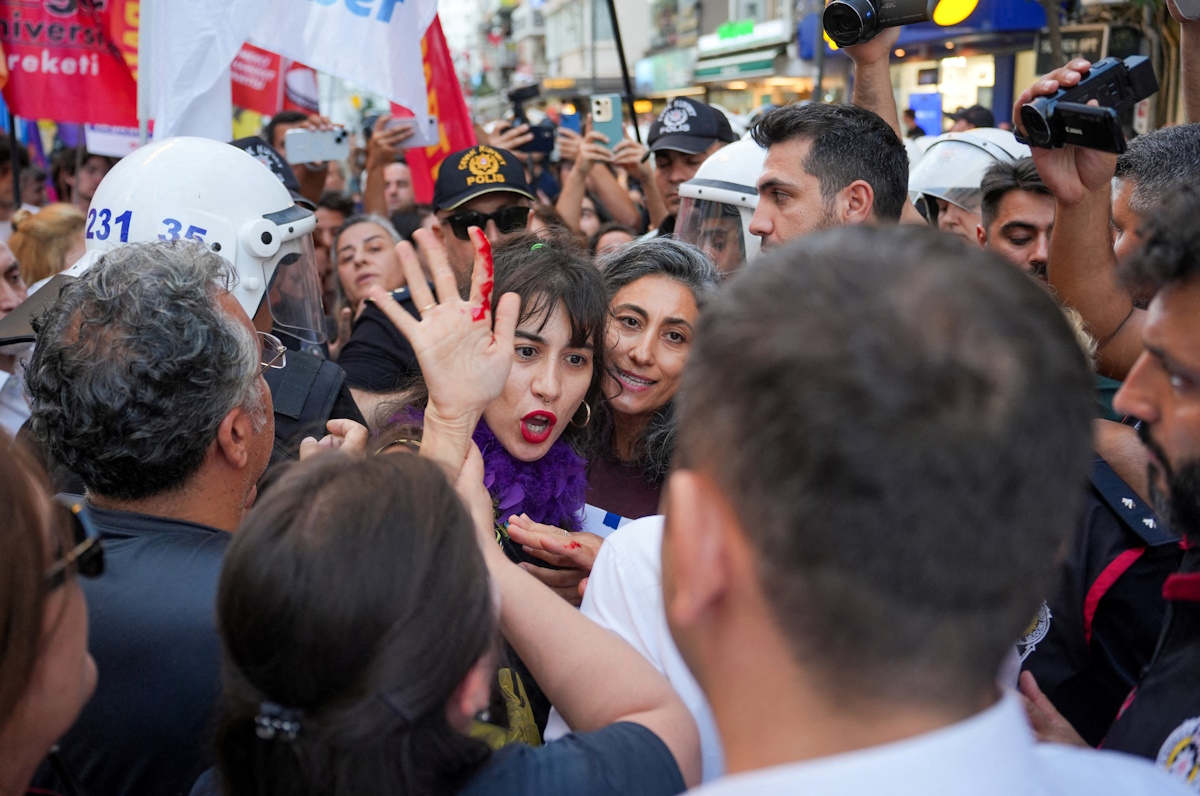 Τουρκία: Δεκάδες συλλήψεις σε διαδηλώσεις της ΛΟΑΤΚΙ+ κοινότητας – «Ζήτω η ζωή, όχι στο μίσος»