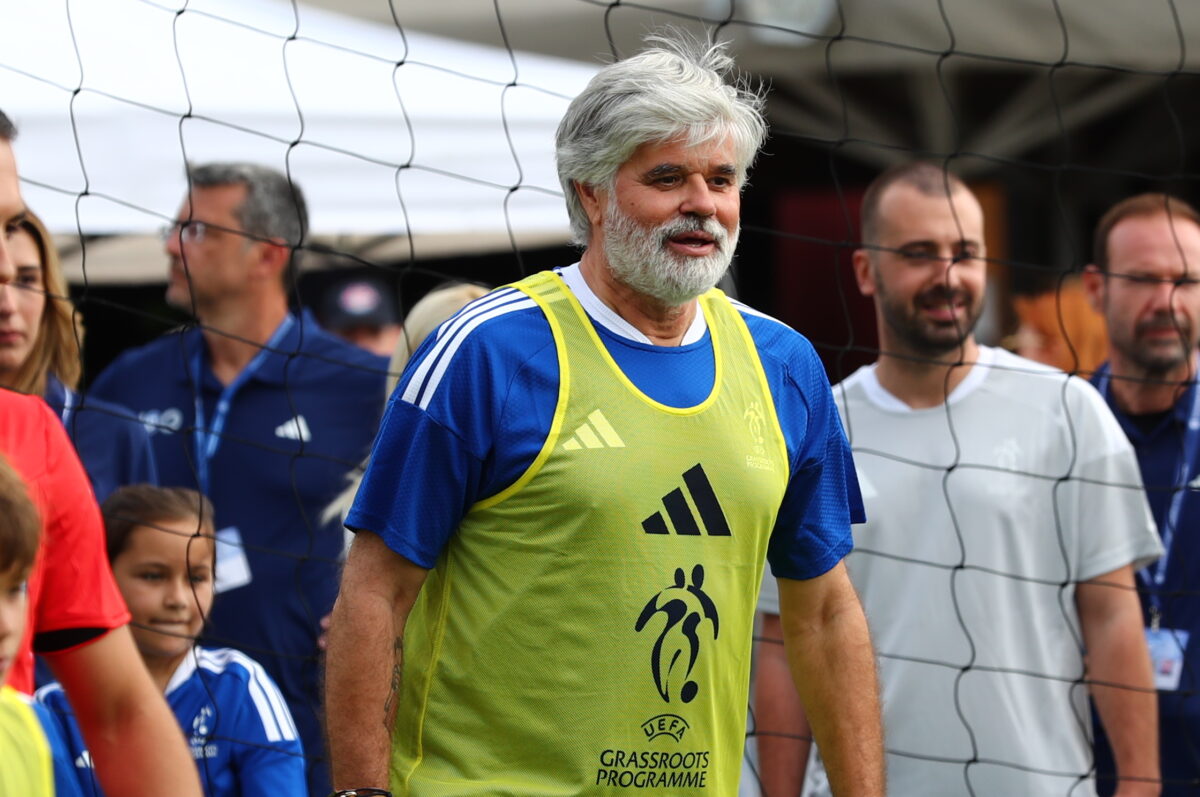 ΦΕΣΤΙΒΑΛ FOOTBALL IN SCHOOLS ΣΤΗΝ ΠΛΑΤΕΙΑ ΑΡΙΣΤΟΤΕΛΟΥΣ (ΝΑΣΟΣ ΣΙΜΟΠΟΥΛΟΣ
