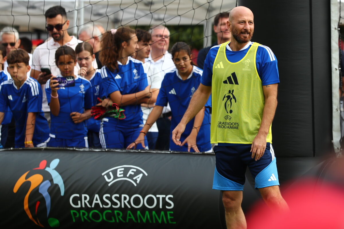 ΦΕΣΤΙΒΑΛ FOOTBALL IN SCHOOLS ΣΤΗΝ ΠΛΑΤΕΙΑ ΑΡΙΣΤΟΤΕΛΟΥΣ (ΝΑΣΟΣ ΣΙΜΟΠΟΥΛΟΣ