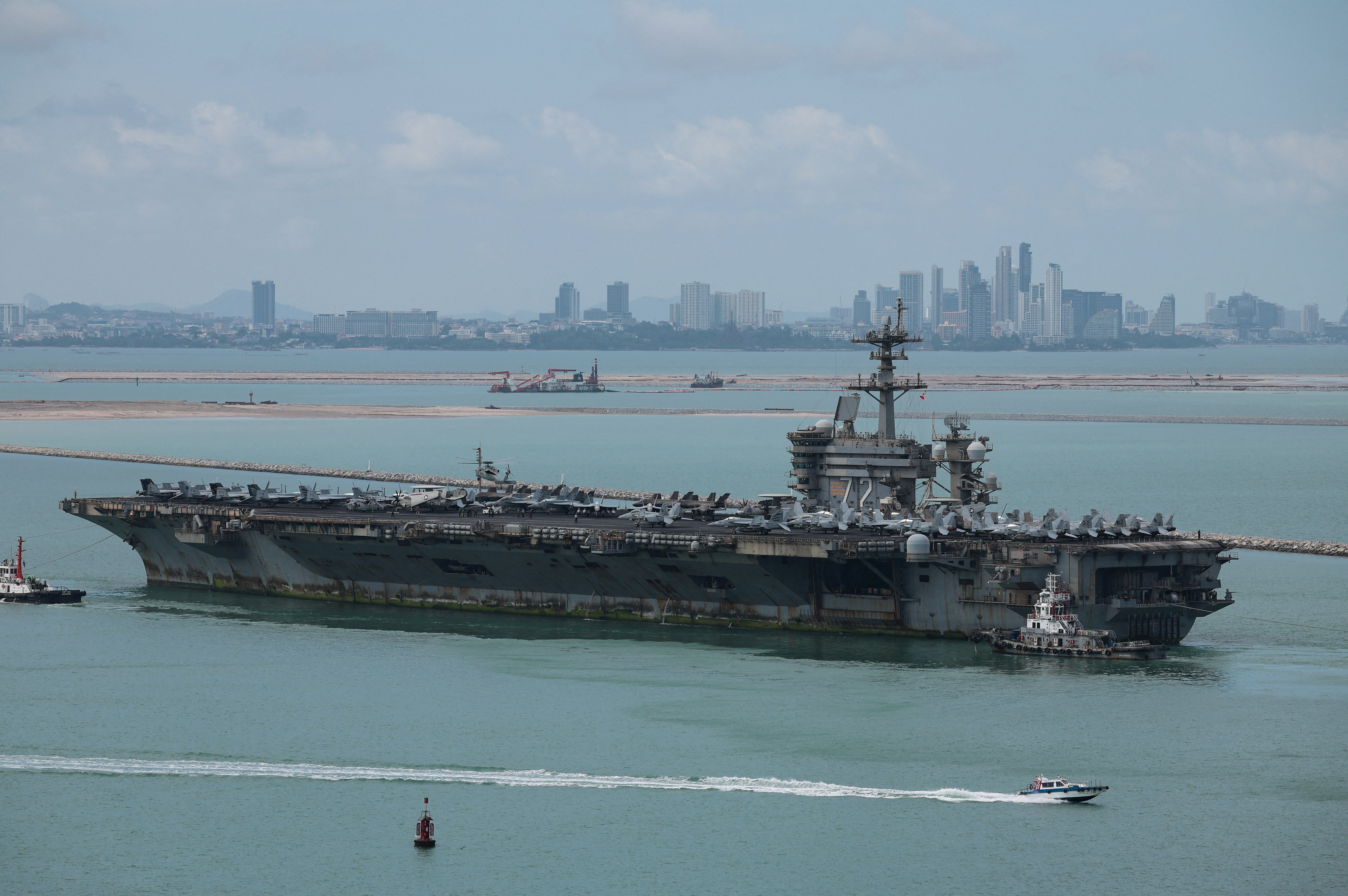 Στα όριά του το πλήρωμα του «USS Abraham Lincoln» στην αποστολή των 286 ημερών - 8 απόπειρες αυτοκτονίας και καταγγελίες για ελλείψεις τροφίμων