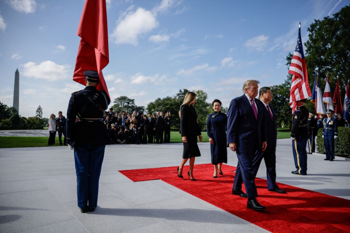 US President Donald Trump and first lady Melania Trump welcome Chinese President Xi Jinping and his wife, Peng Liyuan, during a state arrival ceremony on the South Lawn of the White House in Washington, D.C., US, September 24, 2026. REUTERS