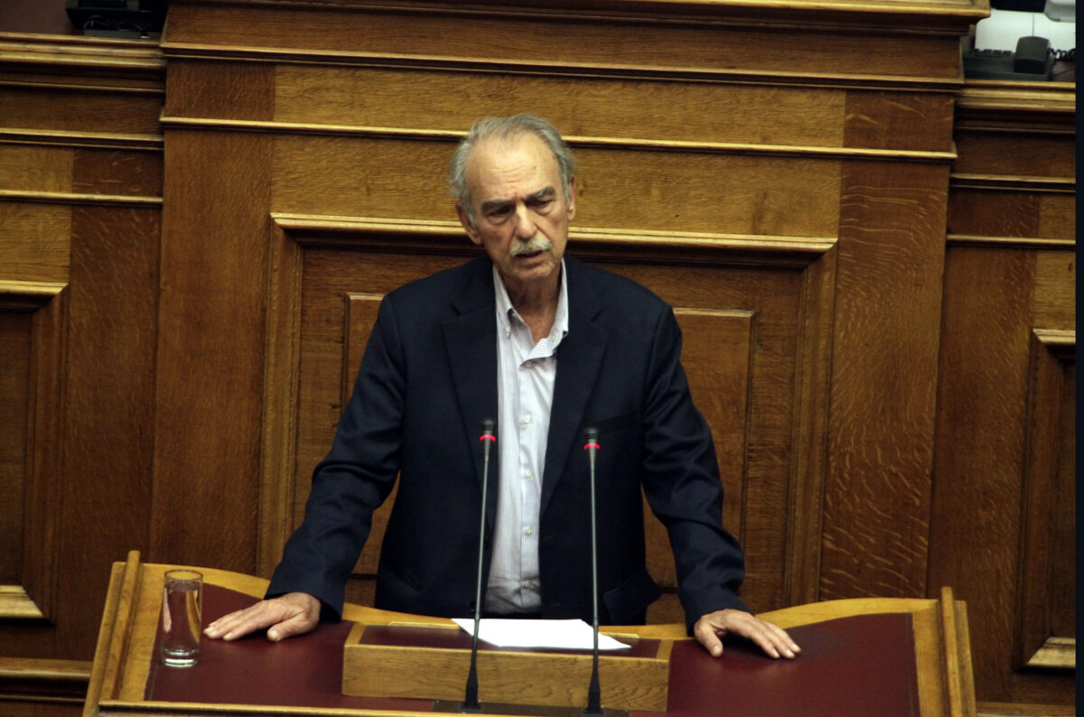 Σπύρος Χαλβατζής, ΚΚΕ