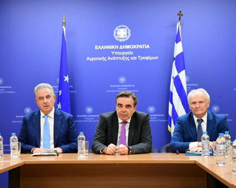 Σχοινάς: Τα προβλήματα γεωργίας και κτηνοτροφίας δεν προσφέρονται για χάιδεμα αυτιών