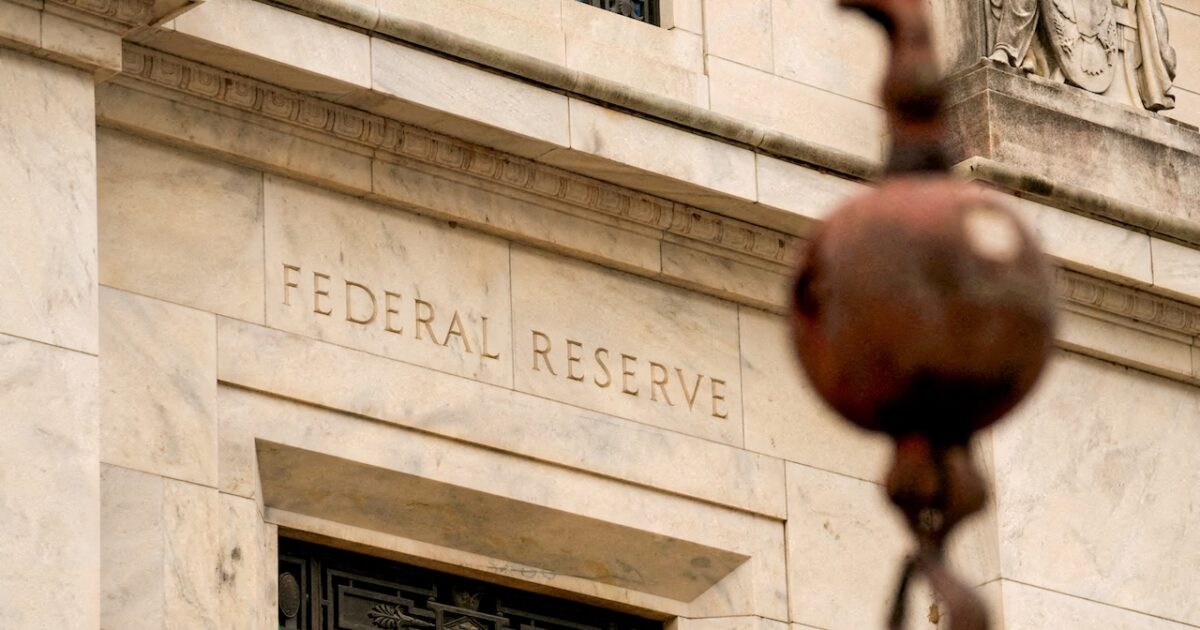 D-Day για τη Fed: Τι αποφασίζει για τα επιτόκια του δολαρίου εν μέσω πληθωριστικών πιέσεων D-Day για τη Fed: Τι αποφασίζει για τα επιτόκια του δολαρίου εν μέσω πληθωριστικών πιέσεων