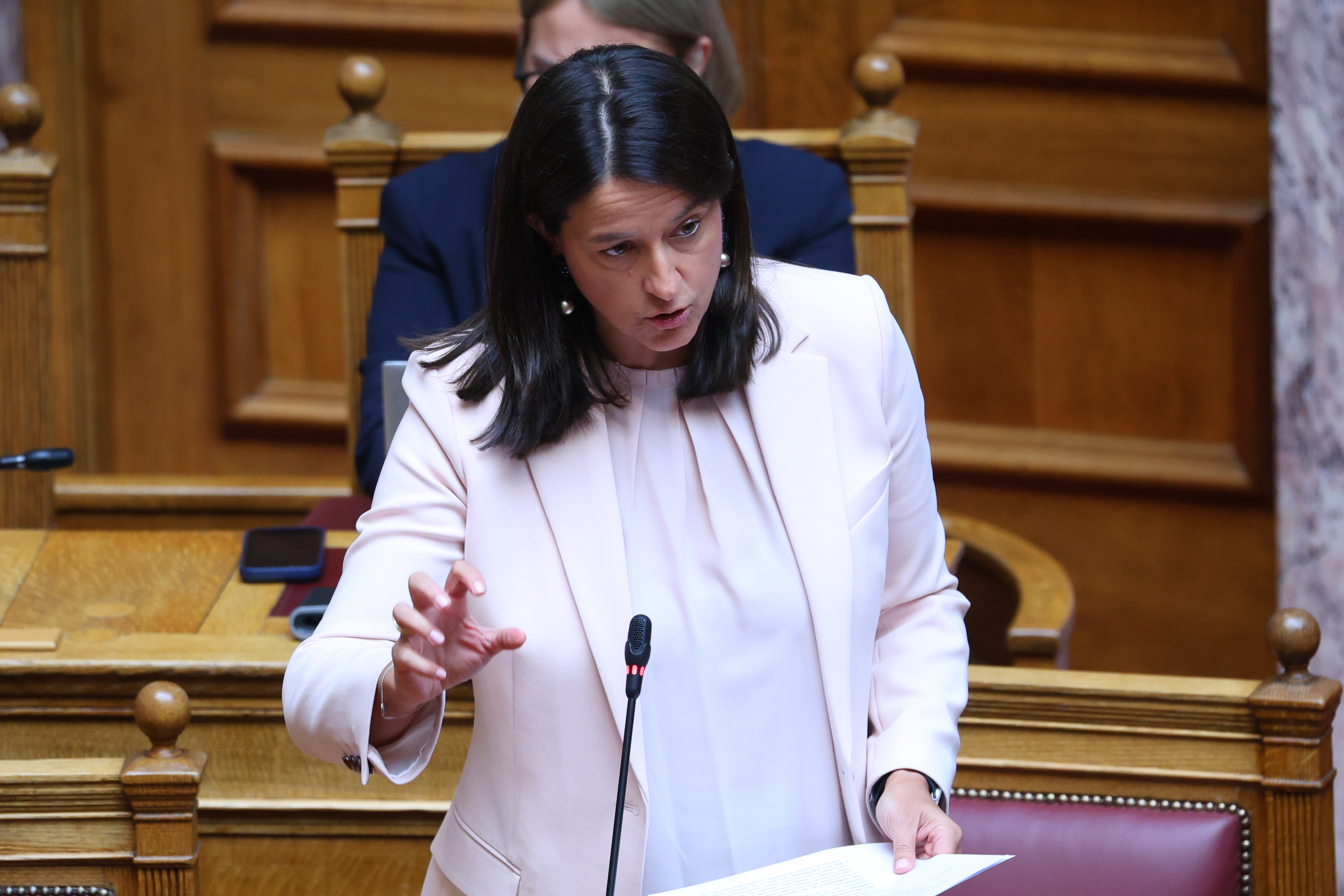 Στην Κεραμέως το πόρισμα για τους εργαζόμενους στις πλατφόρμες