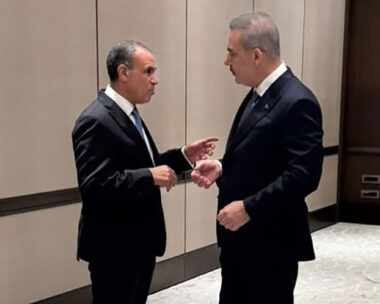Μπαντρ Αμπντελάτι, Χακάν Φιντάν