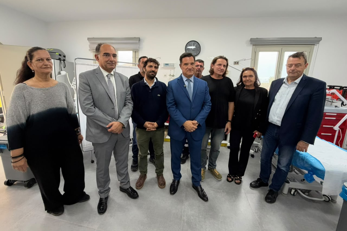 Γεωργιάδης στα εγκαίνια του ανακαινισμένου Κέντρου Υγείας Πάρου: Το πήρα χρέπι, το έκανα καινούργιο, αλλά η φασαρία, φασαρία από τη συμμορία της μιζέριας