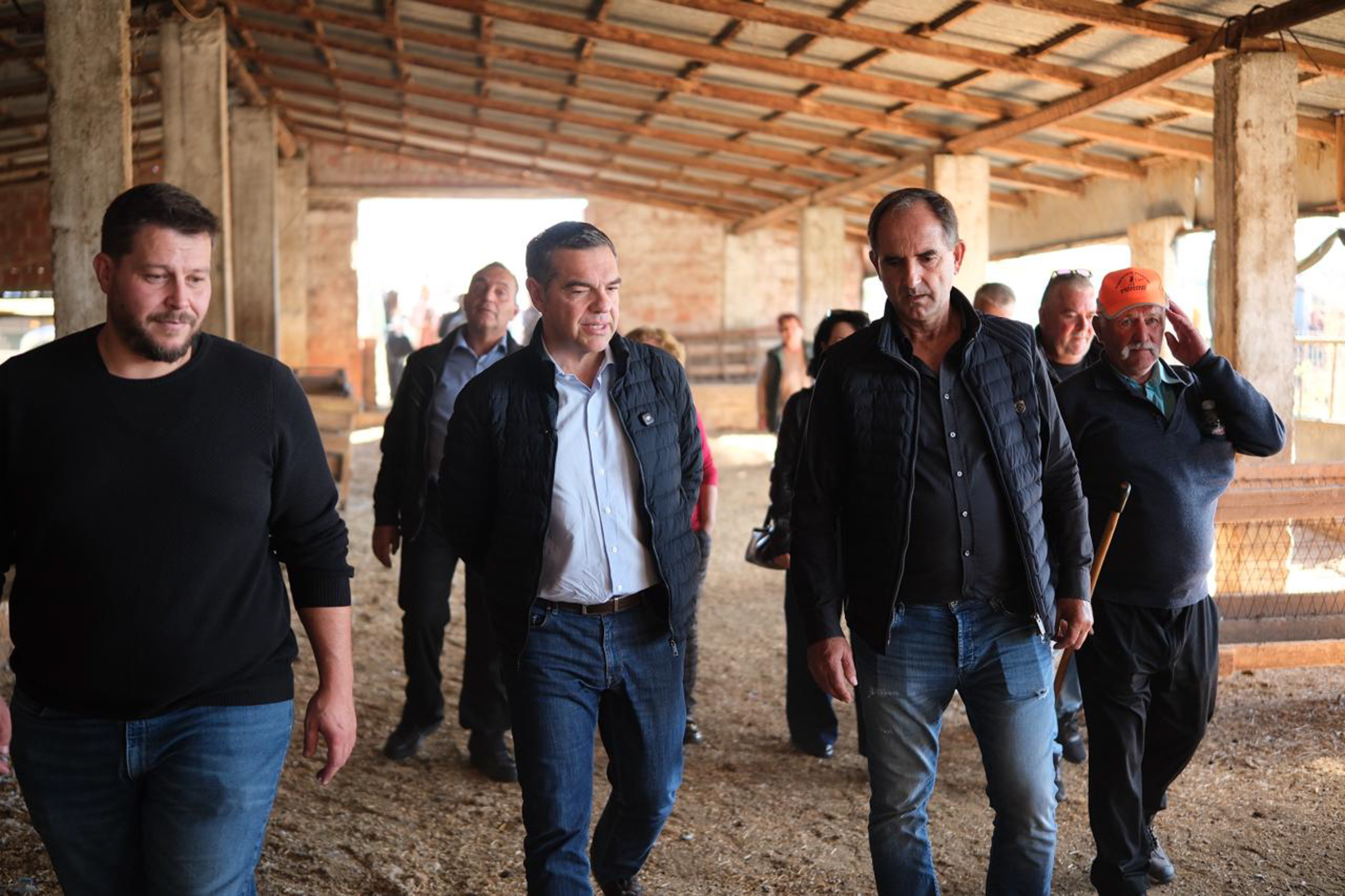 Ο Αλέξης Τσίπρας στη Θεσσαλία: «Δεν αρκεί η πολιτική αλλαγή, χρειάζεται αλλαγή πολιτικής»