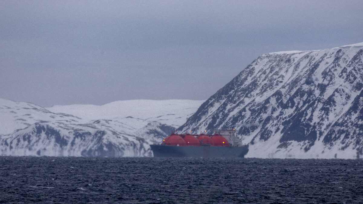 Arctic / Oil