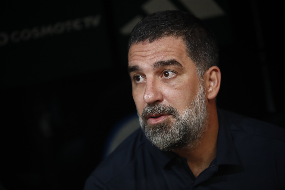 Αρντά Τουράν: «Η ΑΕΚ έχει εξαιρετικό προπονητή – Τιμή να με συνδέουν με την Εθνική Τουρκίας»