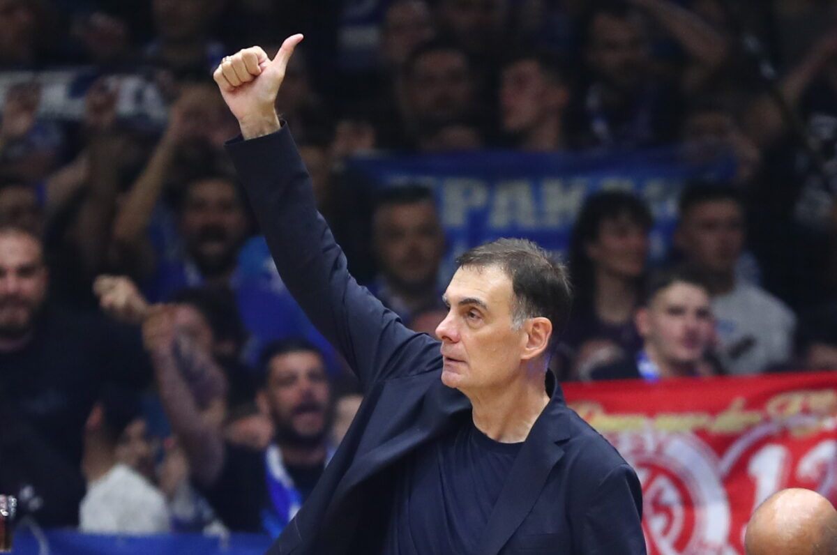 Ξέσπασε ο Μπαρτζώκας μετά το Ηρακλής - Ολυμπιακός: «Από ποιους γίνεται κουβέντα, από αυτούς που με βρίζουν 40 λεπτά;»