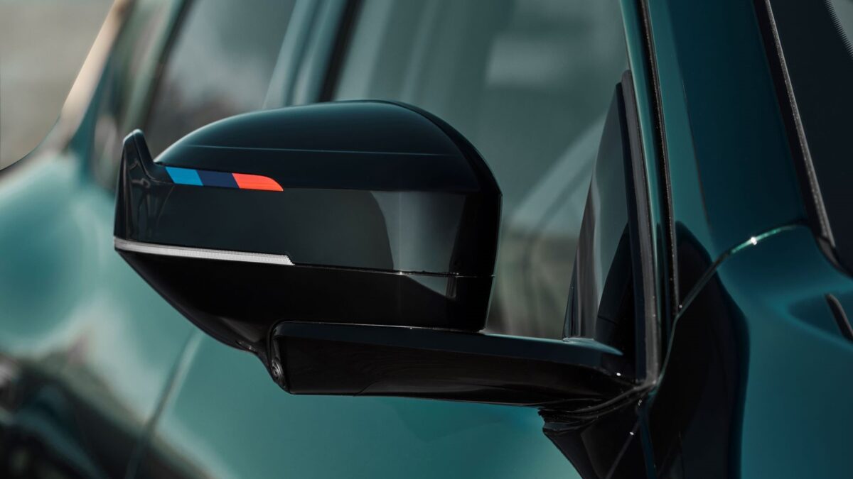 BMW iX3 M60 xDrive με 612 ίππους και αυτονομία έως 754 χλμ.