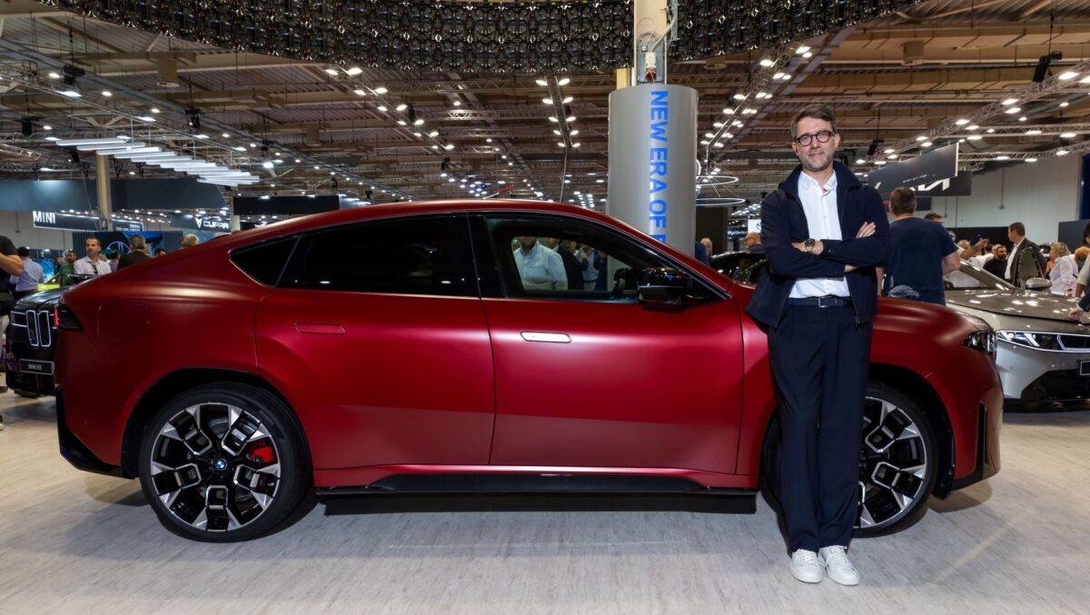 Πανευρωπαϊκό ντεμπούτο για την BMW iX4 στην «Auto Athina 2026»