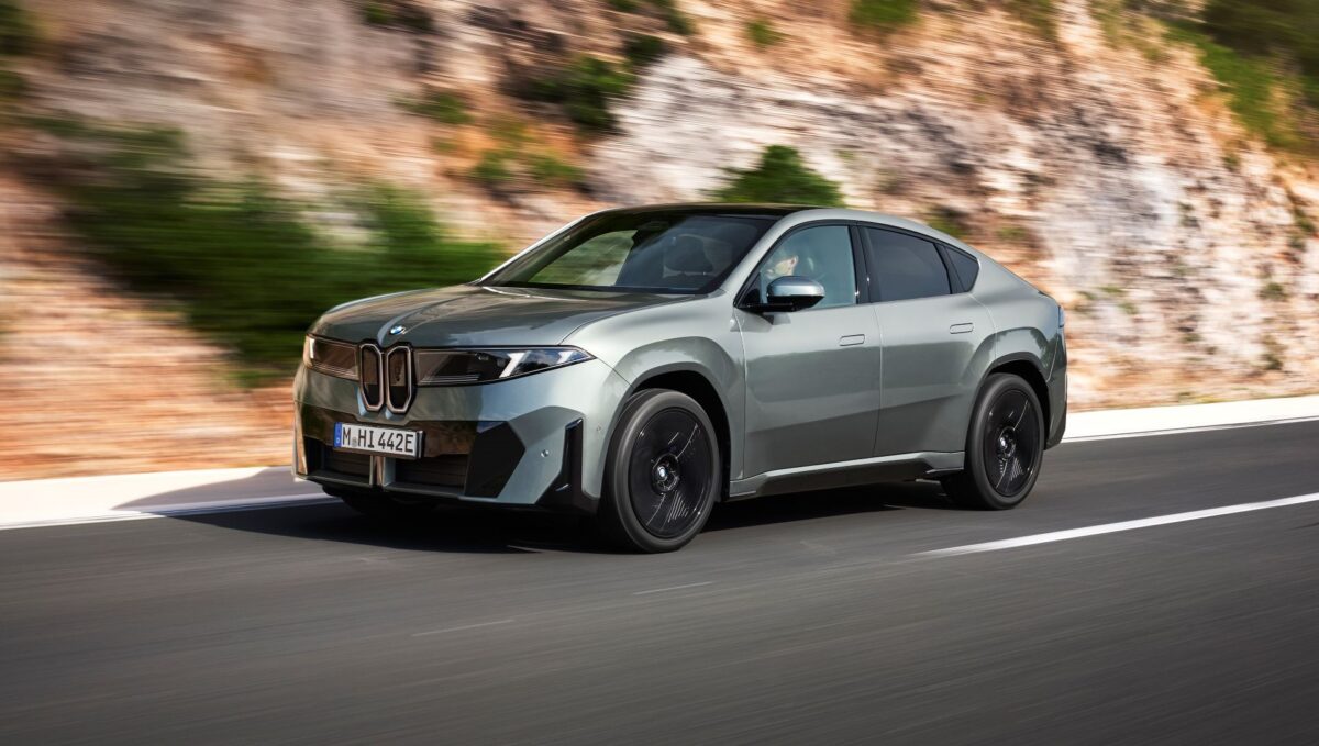 Πανευρωπαϊκό ντεμπούτο για την BMW iX4 στην «Auto Athina 2026»