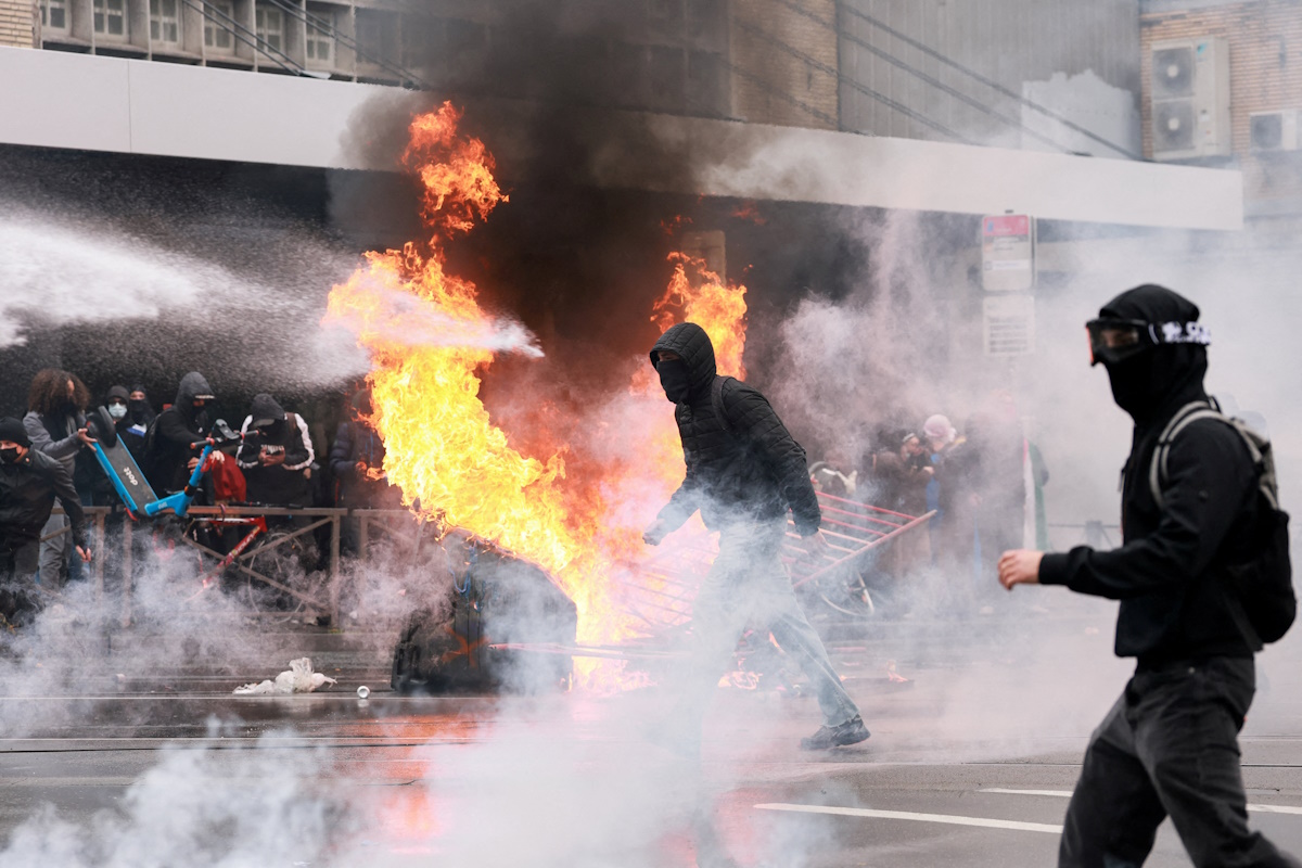 Βέλγιο: Πάνω από δέκα συλλήψεις ανηλίκων και νέες συμπλοκές με αστυνομικούς στις Βρυξέλλες