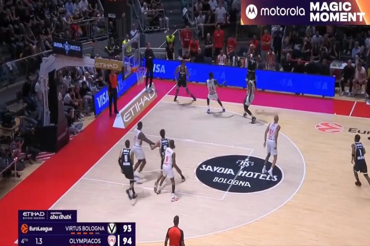 Βίρτους Μπολόνια – Ολυμπιακός: Το buzzer beater τρίποντο του Καρ που χάρισε τη νίκη στους Ιταλούς