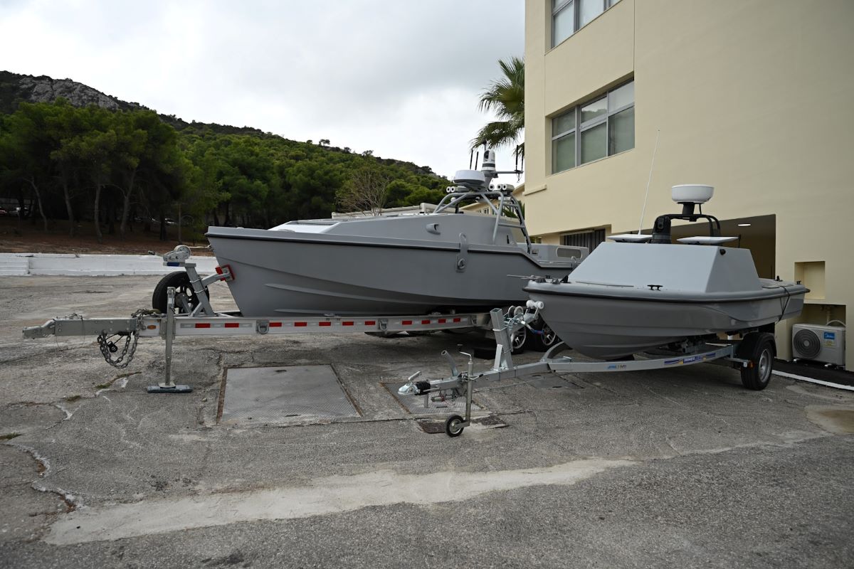 USV Saronic Corsair: Το drone επιφανείας που αποκτά το Πολεμικό Ναυτικό – Η χρήση τους στην επιχείρηση «Epic Fury» των ΗΠΑ στο Ιράν