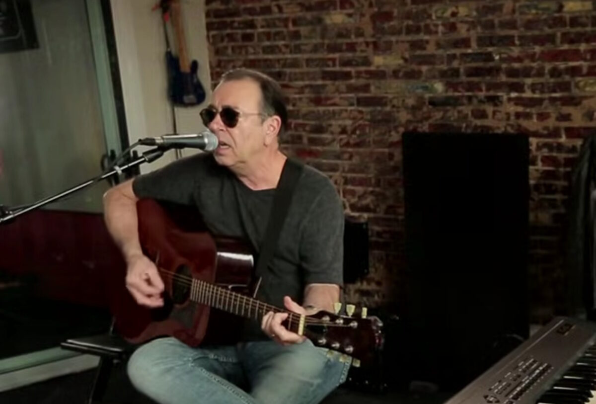 Πέθανε ο David Surkamp, ιδρυτής του συγκροτήματος Pavlov’s Dog – Ερμήνευσε το εμβληματικό «Julia»