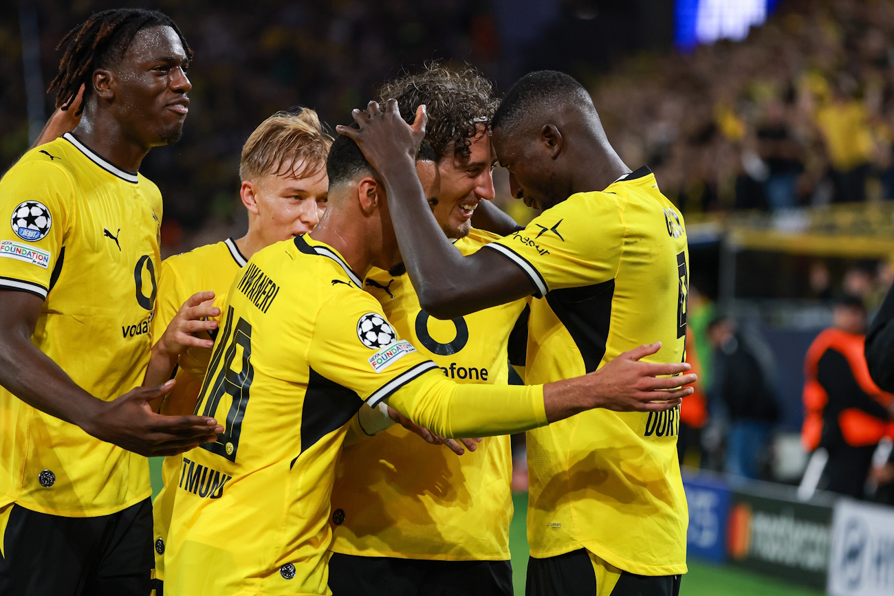 Champions League live: Η Σλάβια Πράγας μειώνει 2-1 στην έδρα της Φενέρμπαχτσε, μετά από απίστευτο λάθος του Γκεντουζί - Άνοιξε το σκορ η Ντόρτμουντ στην έδρα της Σαμπάχ Μπακού