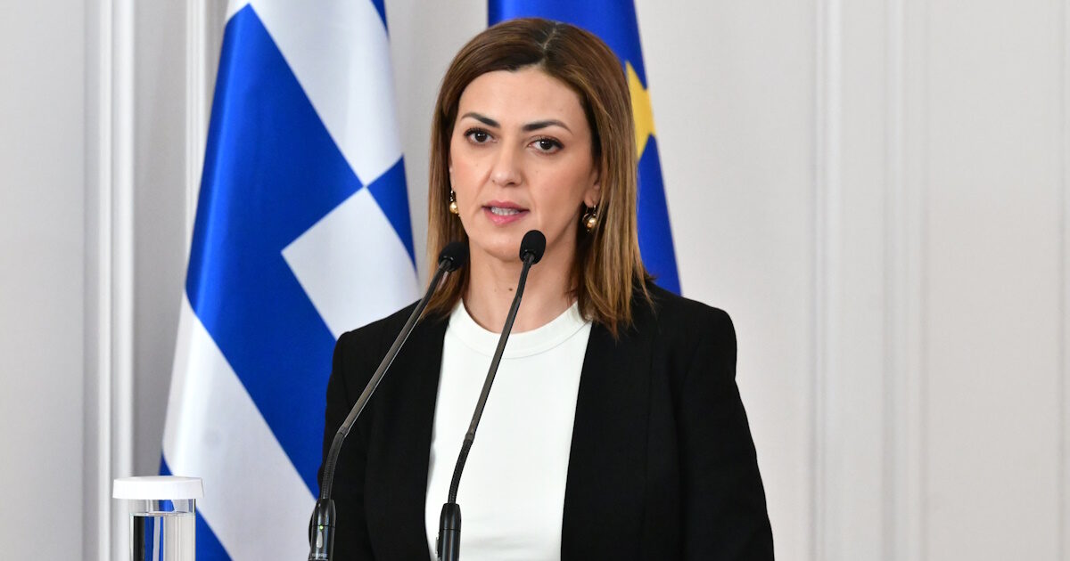 Ειρήνη Αγαπηδάκη: «Δεν πρέπει να μπερδεύουμε την πραγματική ιατρική με το wellness της αρπαχτής» Ειρήνη Αγαπηδάκη: «Δεν πρέπει να μπερδεύουμε την πραγματική ιατρική με το wellness της αρπαχτής»