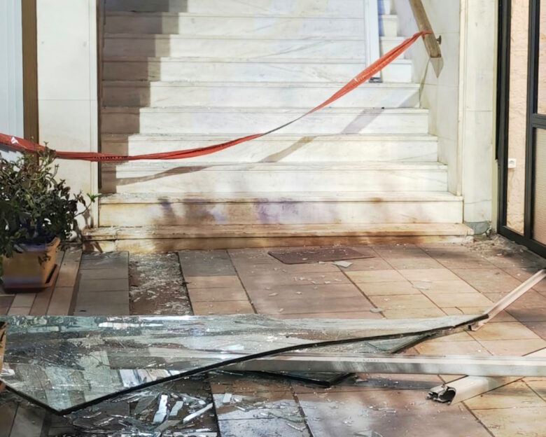 Έκρηξη σε διαμέρισμα στου Ζωγράφου