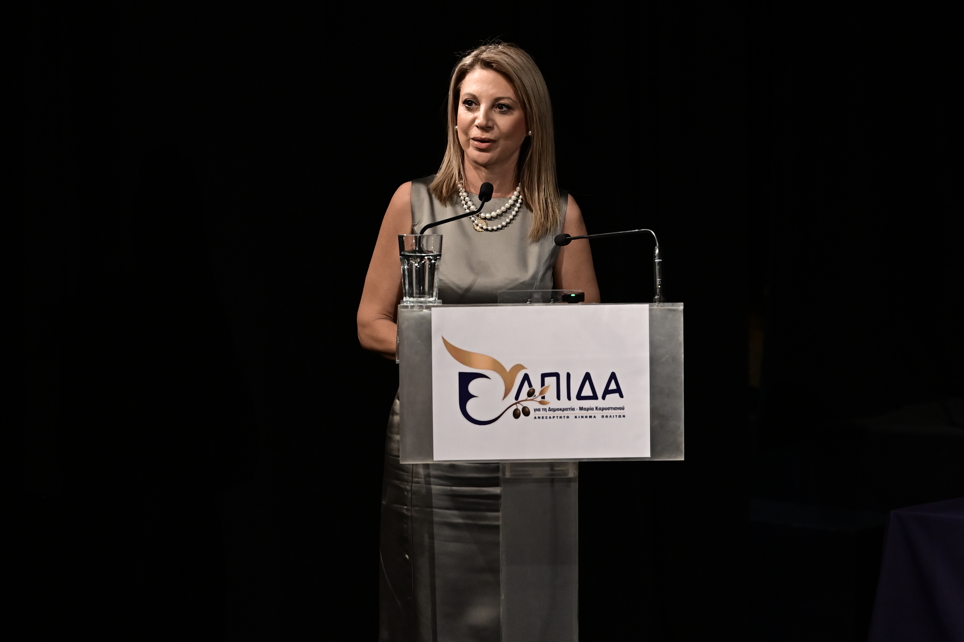 Έξαλλη η Μαρία Καρυστιανού με τους δημοσκόπους μετά το 2,2%: «Θα λογοδοτήσετε μετά τις εκλογές»