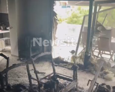 Γλυφάδα: Αξιωματικός του Πολεμικού Ναυτικού έβαλε φωτιά σε σπίτι και αυτοκίνητα 2 πρώην συντρόφου του – Δείτε φωτογραφίες