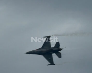 H επίδειξη του F-16 «ΖΕΥΣ»