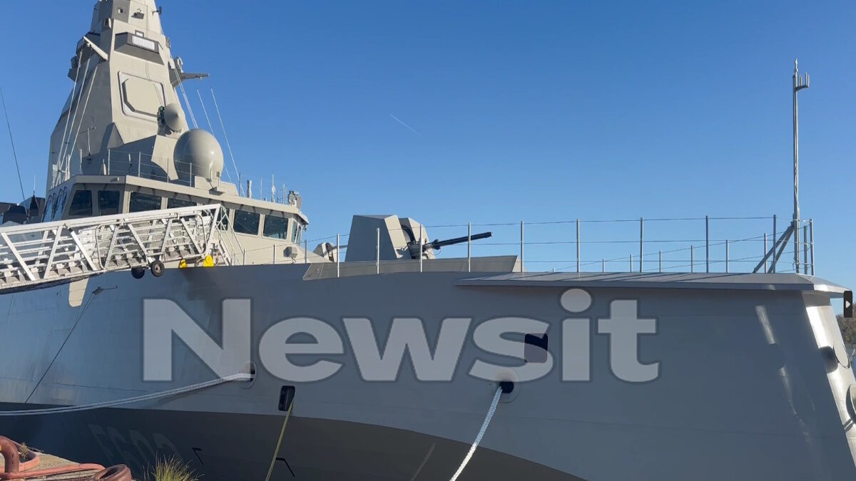 Δένδιας από τη Λοριάν για τη φρεγάτα FDI Νέαρχος: «Ένα κομμάτι έχει πίσω της ελληνικά χέρια και ελληνική ψυχή»