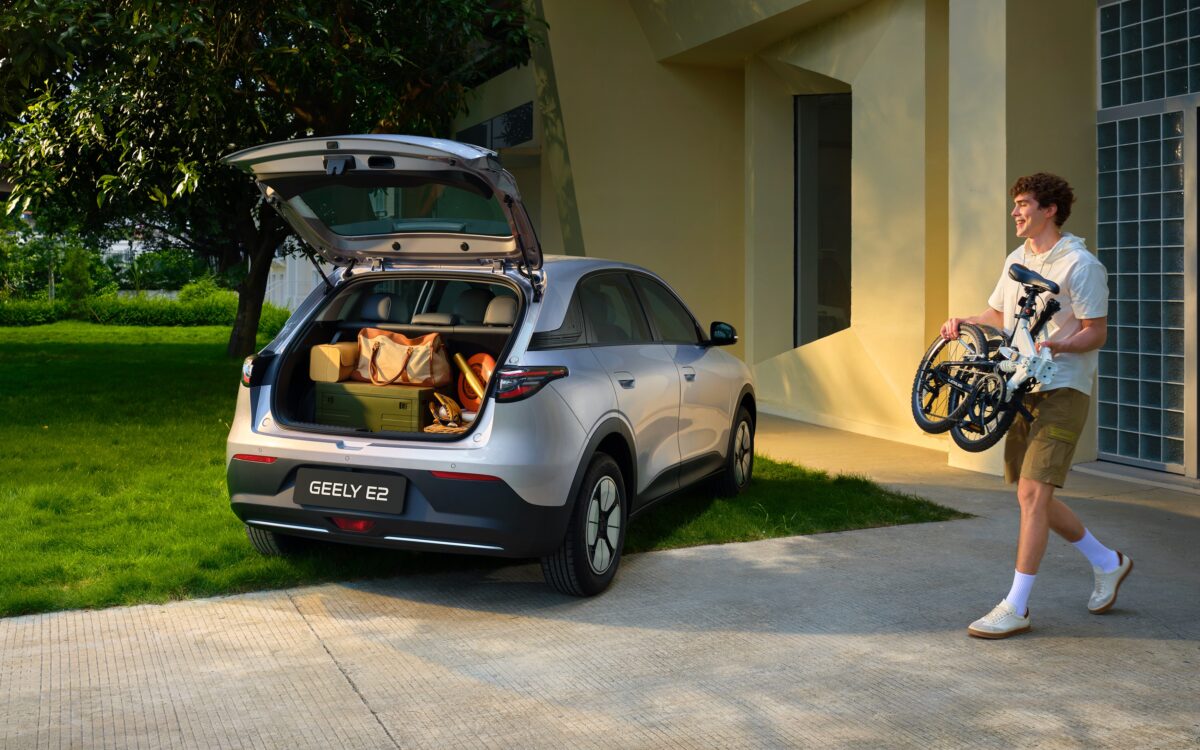 geely-e2