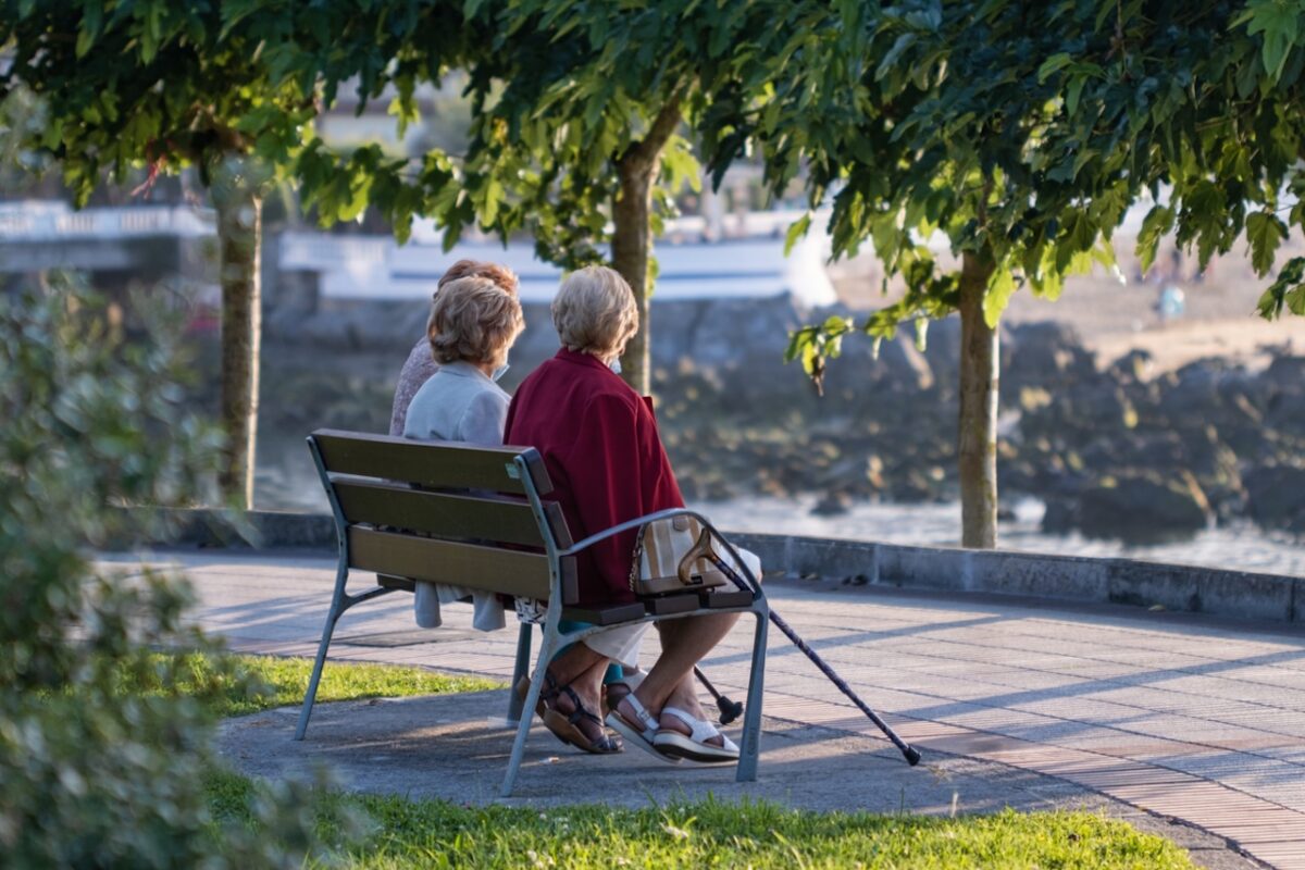 Ενίσχυση 400 ευρώ: Δικαιούχοι συνταξιούχοι βουλευτές και υψηλοσυνταξιούχοι, εκτός χιλιάδες χαμηλοσυνταξιούχοι