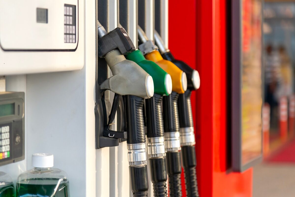 Πετρέλαιο θέρμανσης, ντίζελ και βενζίνη: Προς παράταση οι επιδοτήσεις – Έρχονται ανακοινώσεις για το πρώτο δεκαπενθήμερο του Νοεμβρίου