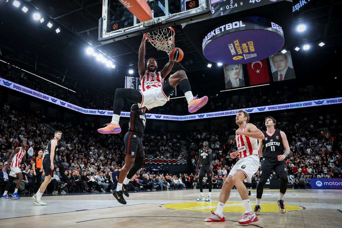 Μπεσίκτας - Ολυμπιακός 73-81: Θρυλικό διπλό στην Τουρκία κόντρα στα προβλήματα