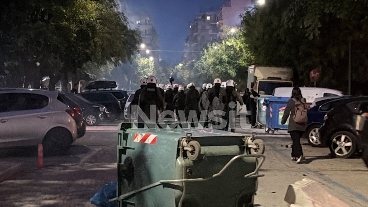 Θεσσαλονίκη: Επεισόδια σε διαμαρτυρία για την ομιλία Κασιδιάρη