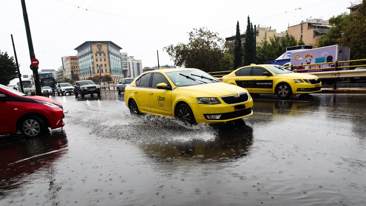Δυνατή βροχή στην Αθήνα