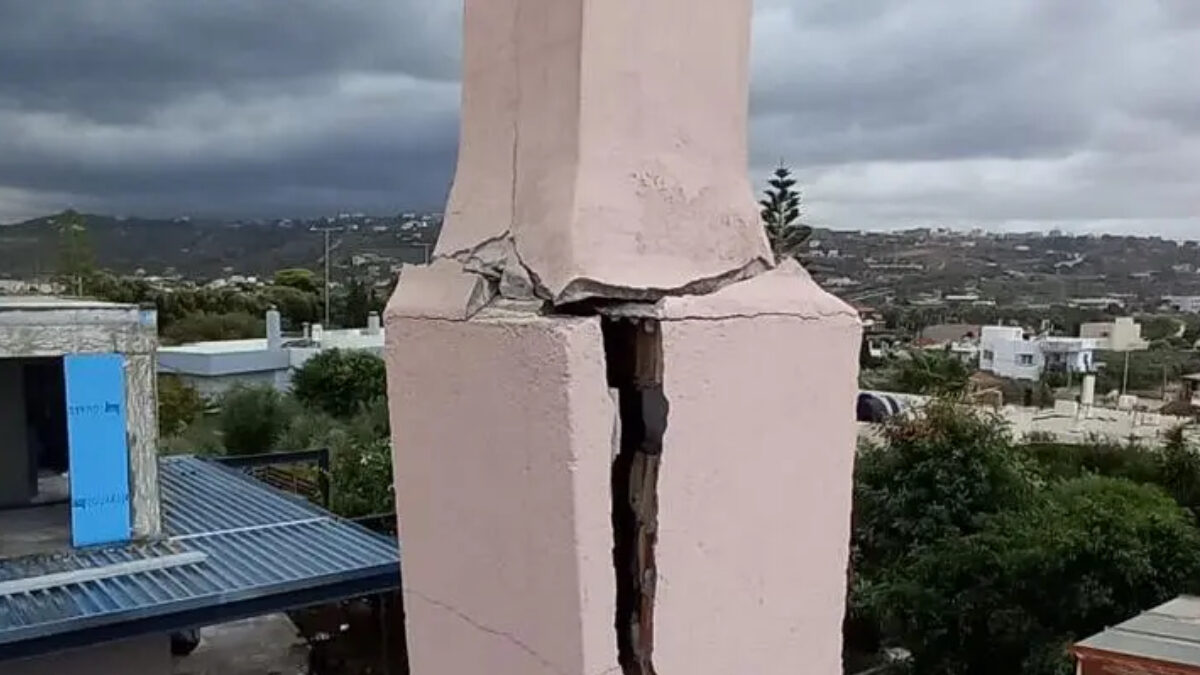 Κεραυνός σε καμινάδα