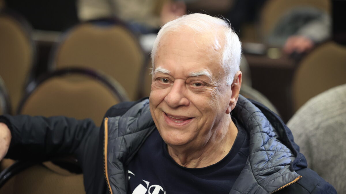 Ο Θανάσης Καρτερός