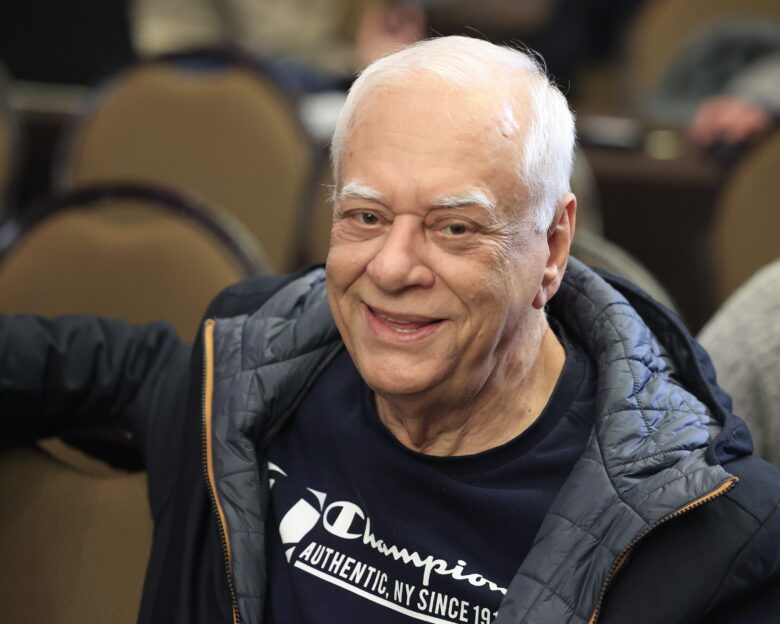 Ο Θανάσης Καρτερός